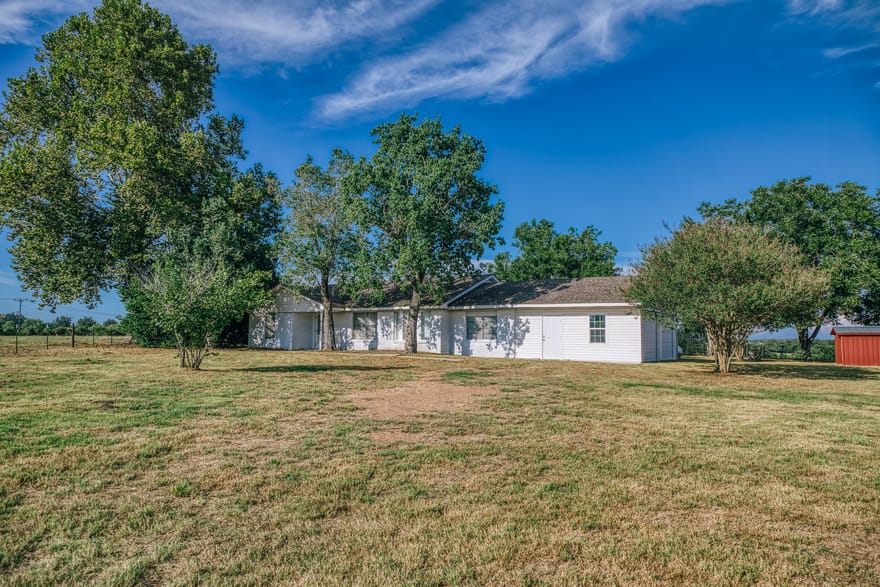 9102 Fm 2621, Brenham, Texas