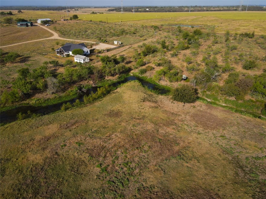 1028 County Road 108, Buckholts, Texas