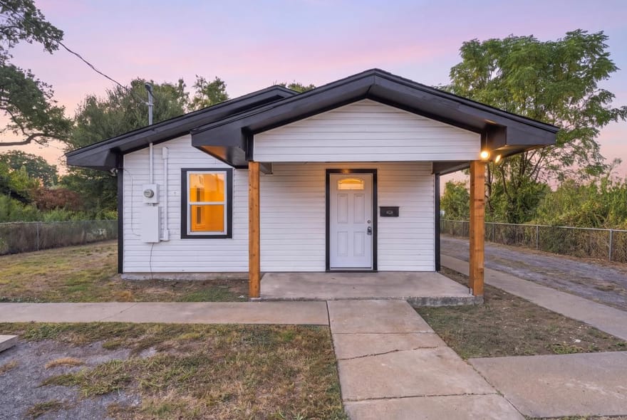 112 Rose Street, Marlin, Texas