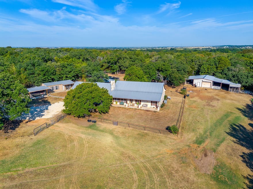 3305 E Fm 916, Cleburne, Texas