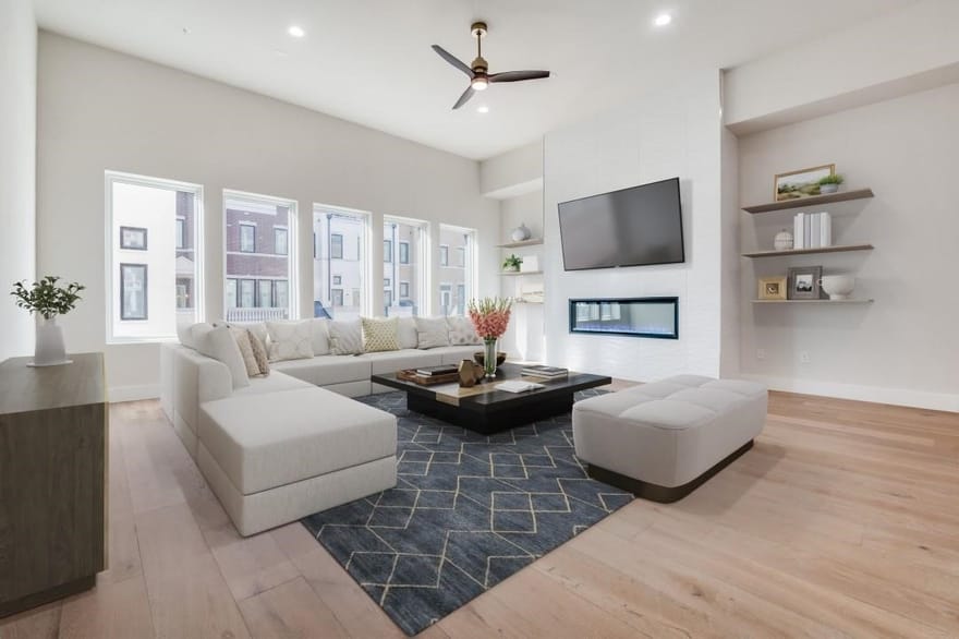 250 E Dallas Street, Grapevine, Texas