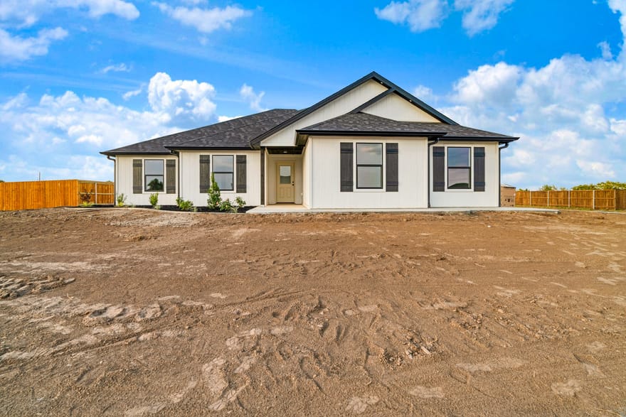 27 Private Road 33039, Brookston, Texas