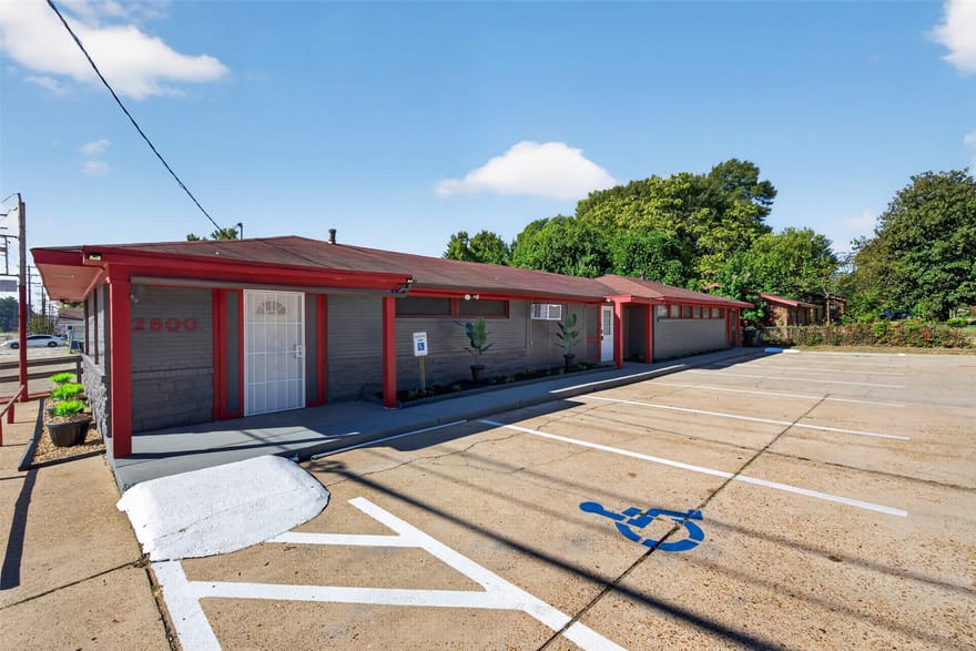2600 Jewella Avenue, Shreveport, Louisiana