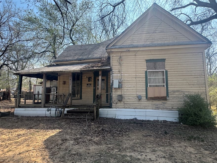 1415 & 1401 Graham Street, Paris, Texas