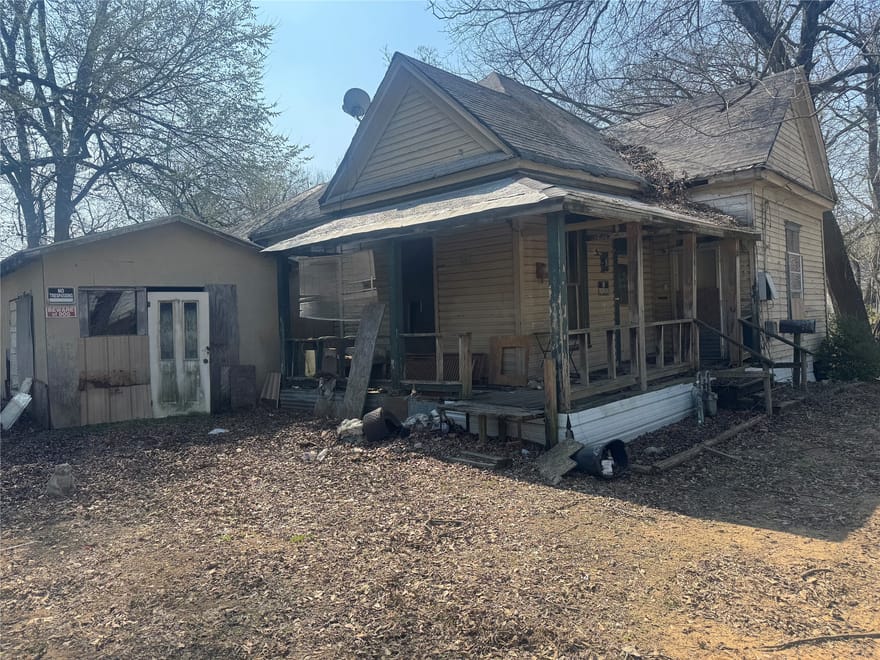 1415 & 1401 Graham Street, Paris, Texas