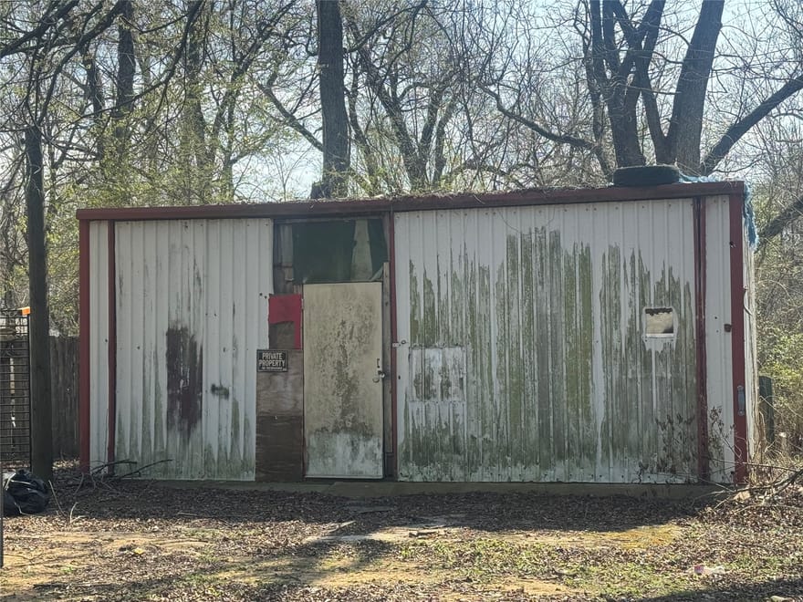 1415 & 1401 Graham Street, Paris, Texas
