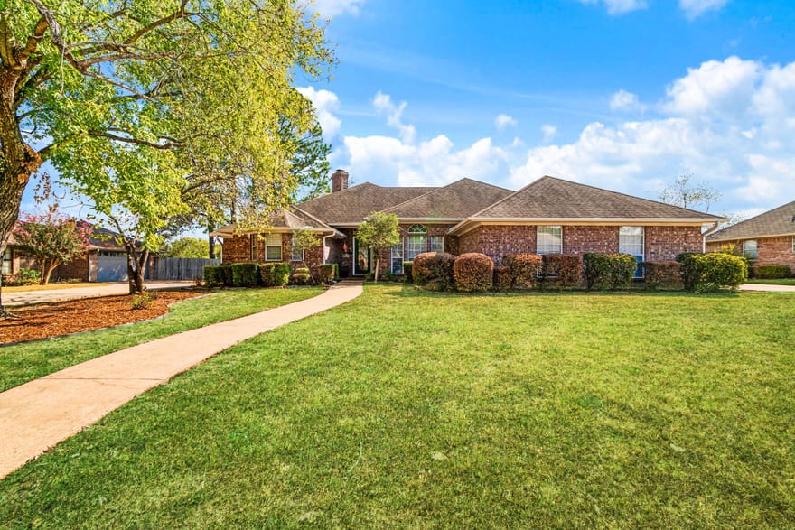 4010 Misty Lane, Paris, Texas