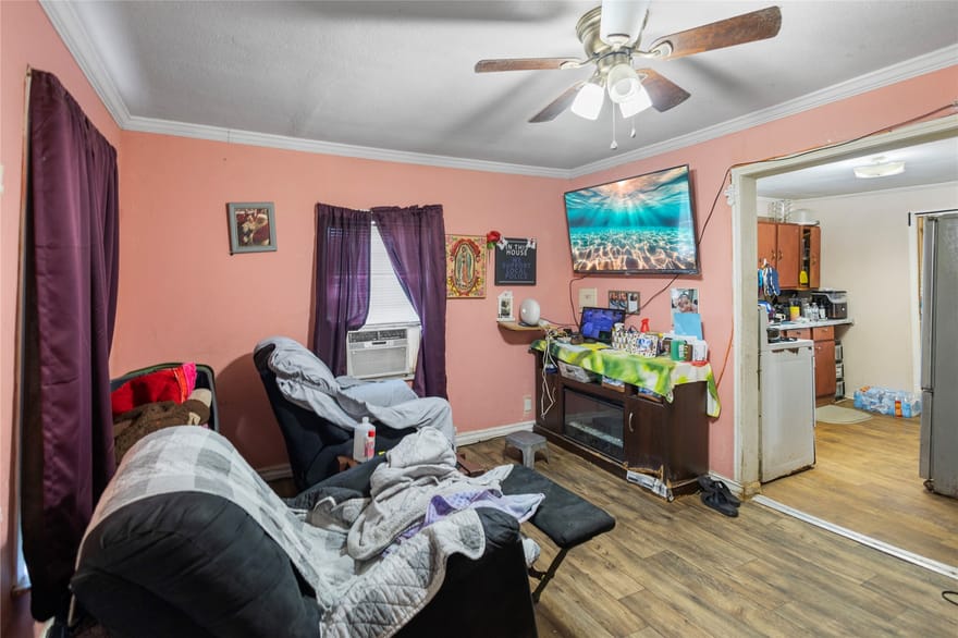 706 Yaney Street, Marshall, Texas