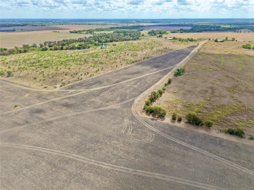 1473 County Road 278, Rosebud, Texas