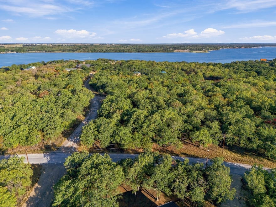100 Bandera Drive, Nocona, Texas