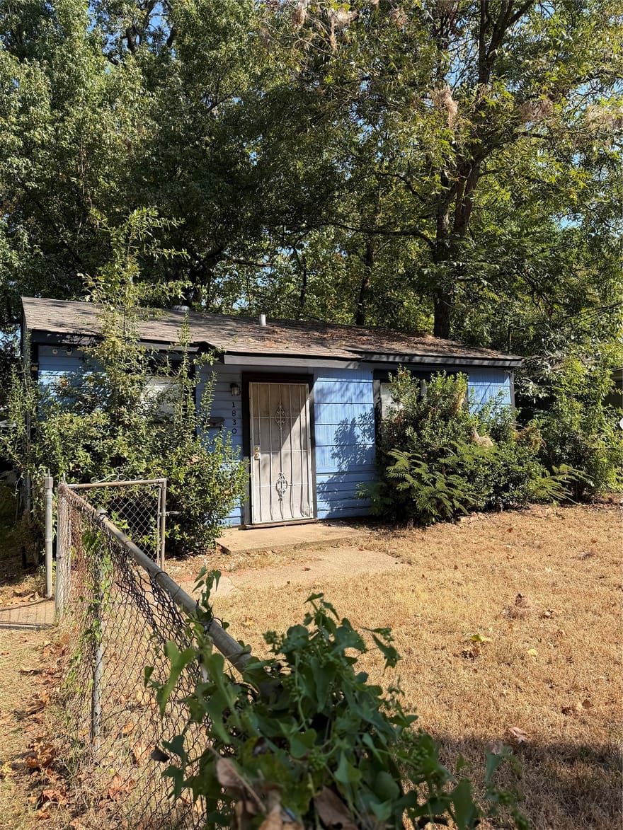 1830 Lyons Street, Shreveport, Louisiana