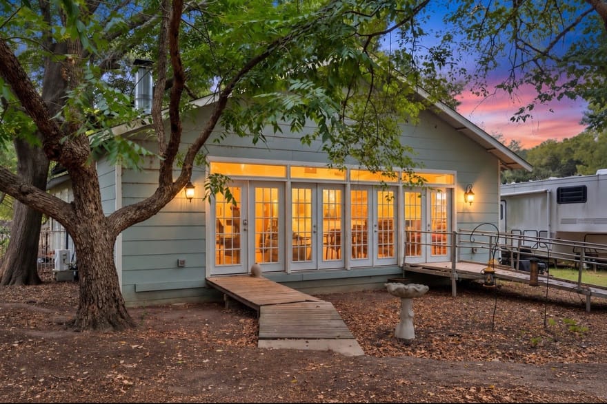 2757 Lancer Road, Greenville, Texas