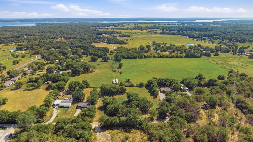 142 Earl Hughes Street, Sadler, Texas