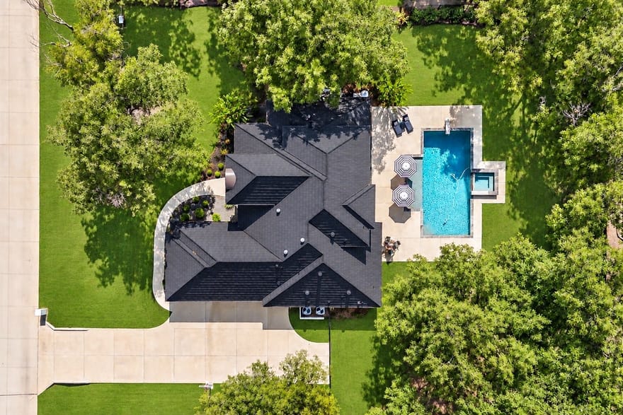 8017 W Landings Road, Granbury, Texas