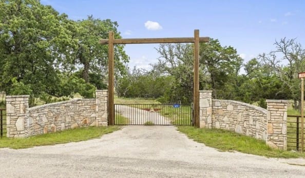65 Miles Lane, Harper, Texas