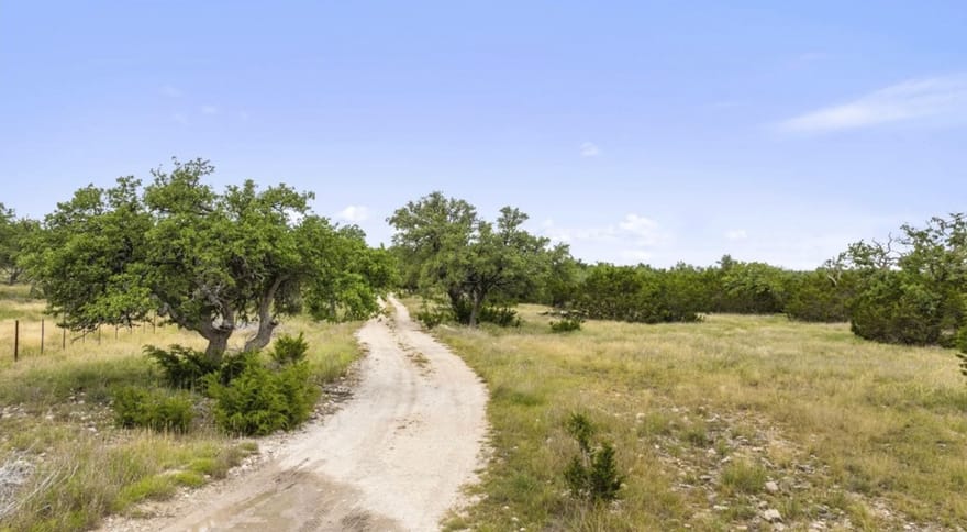 65 Miles Lane, Harper, Texas
