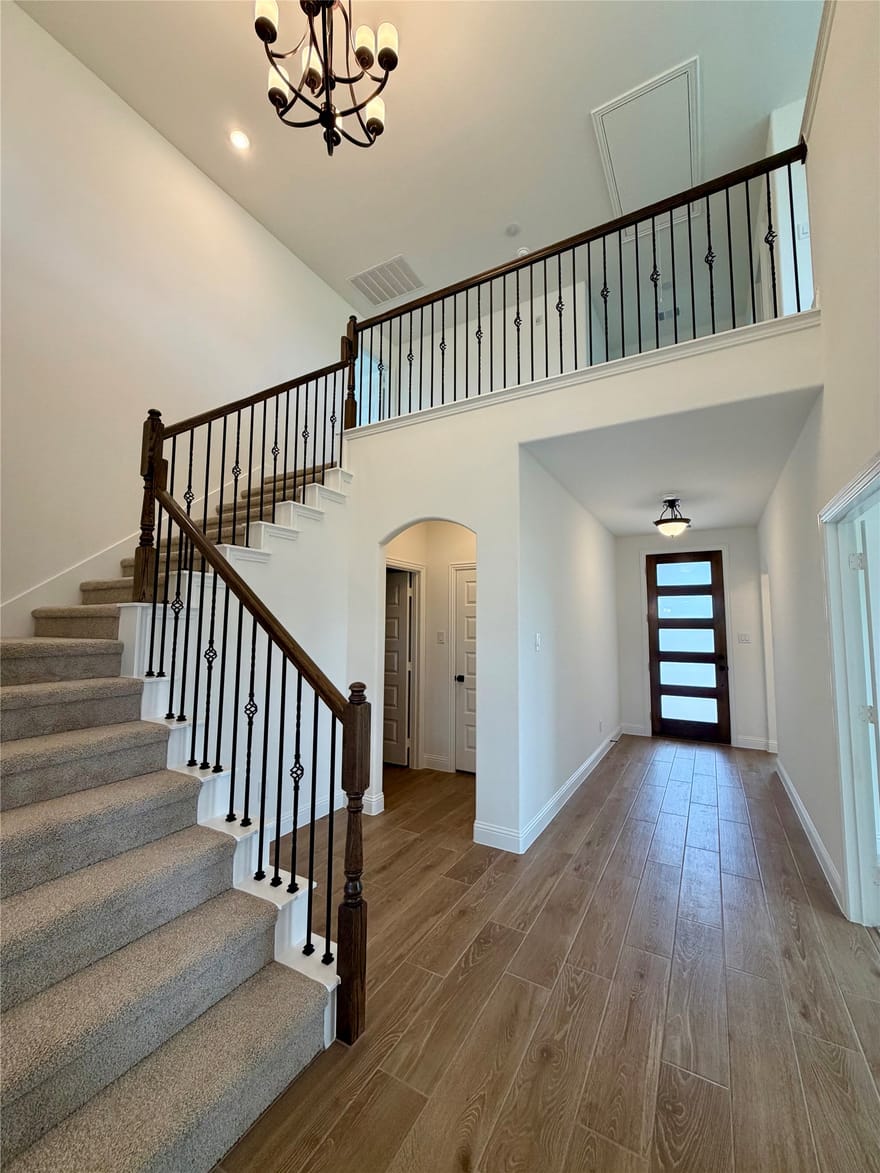 310 Devonshire Drive, Greenville, Texas