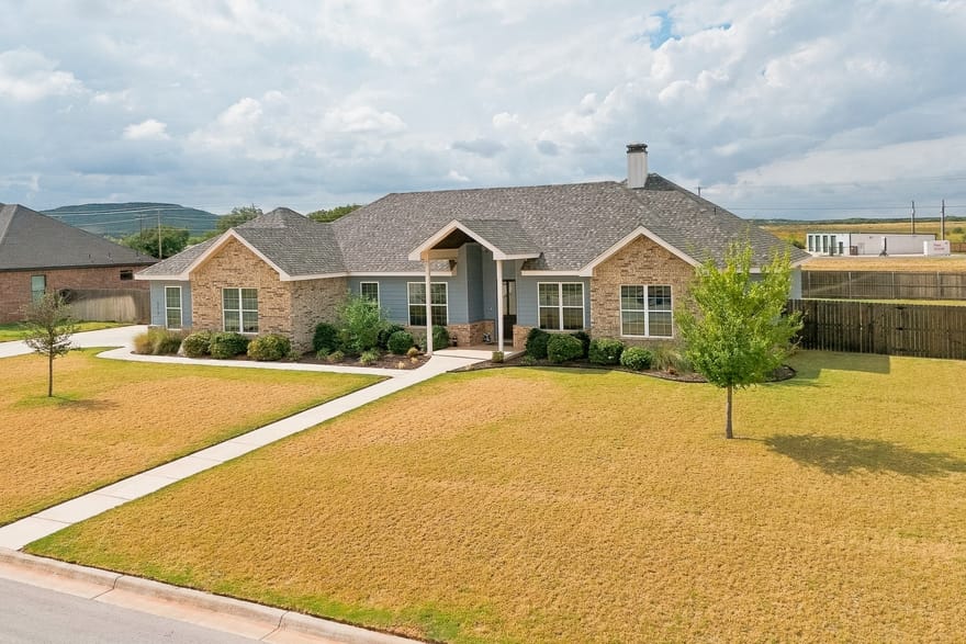 212 Runnymede Way, Abilene, Texas