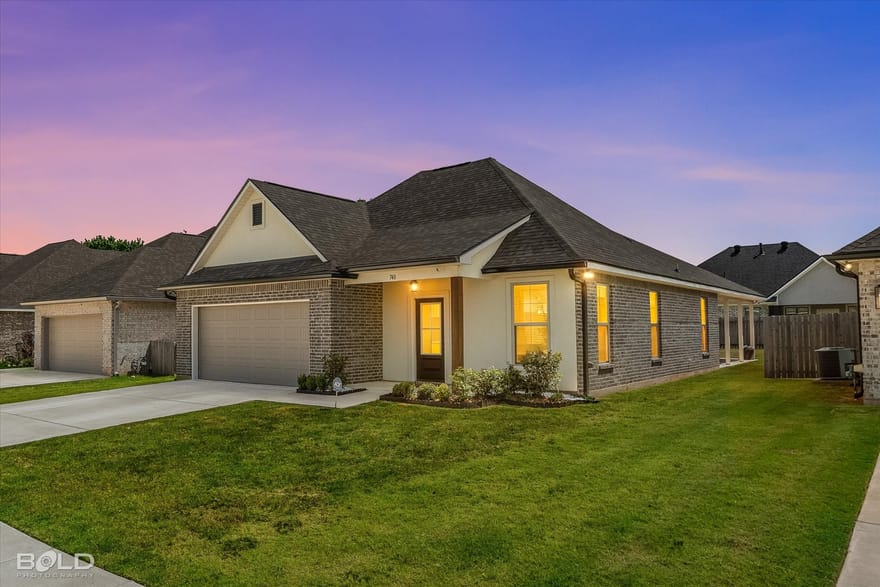 740 Crozier Drive, Bossier City, Louisiana