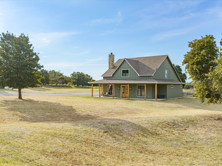 474 Legacy Lane, Bowie, Texas