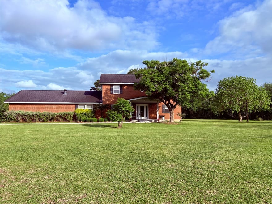 12421 Roy Road, Brookside, Texas