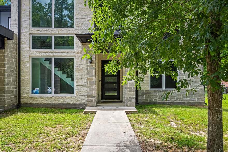 355 County Road 3664, Splendora, Texas