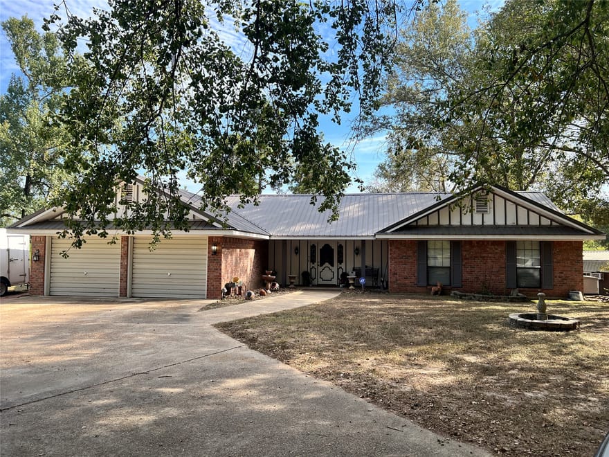 8268 Fm 2694, Shelbyville, Texas
