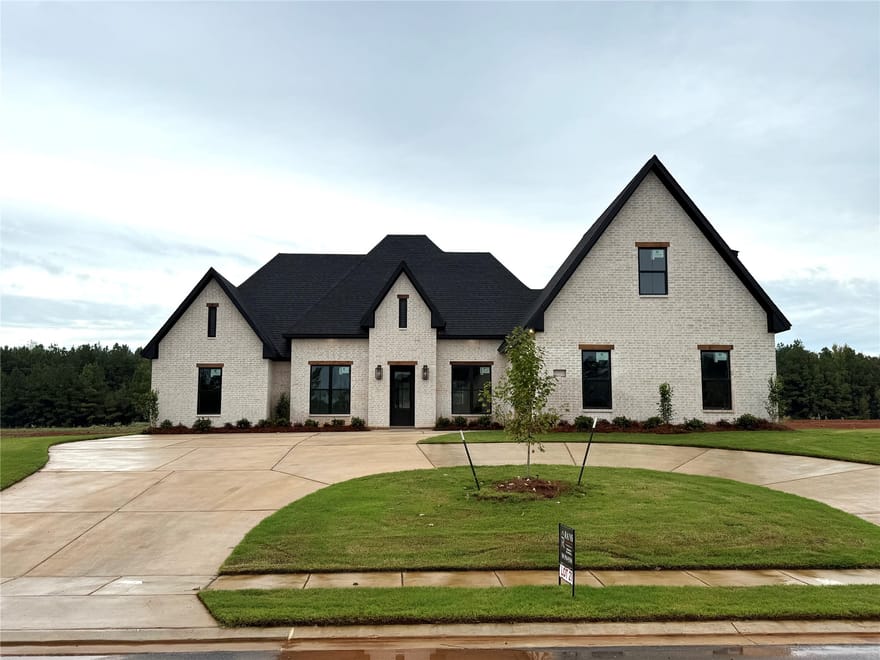 303 Coyote Run, Haughton, Louisiana