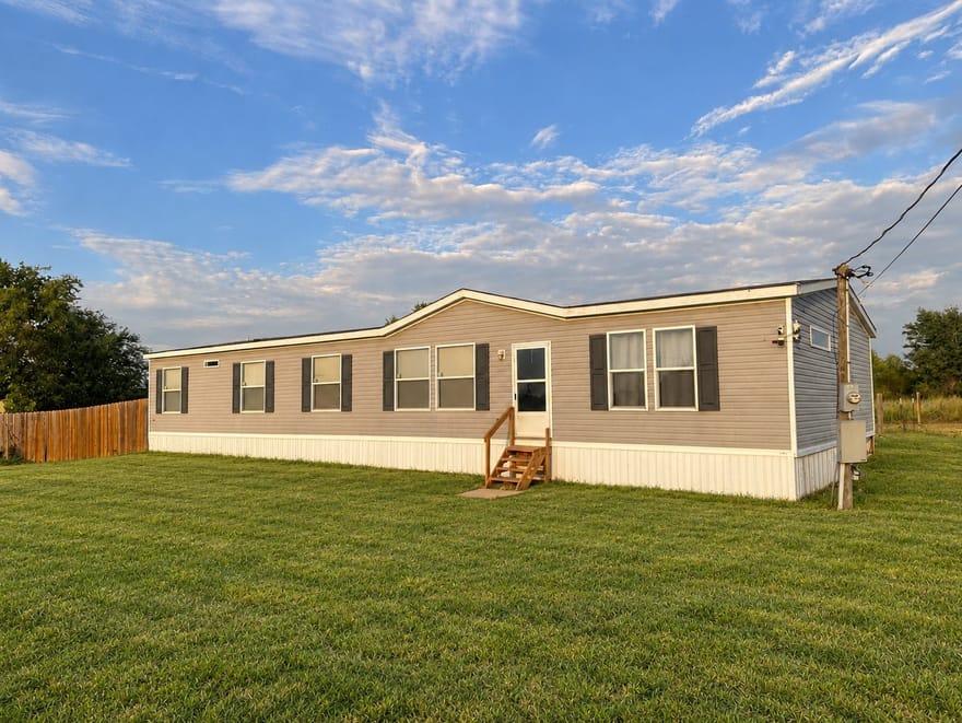 3722 Vz County Road 2112, Wills Point, Texas