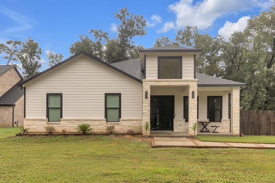 195 County Road 3667, Splendora, Texas