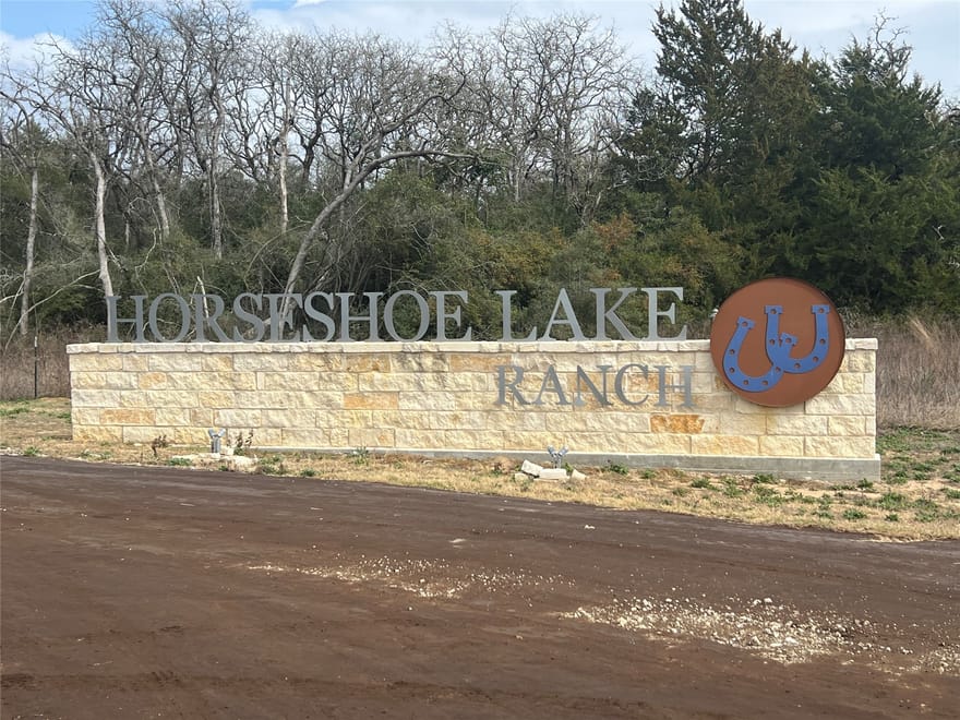 3803 Private Road 4100, Marquez, Texas