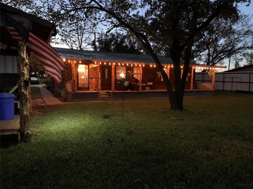 350 Lake Loop, Bellevue, Texas