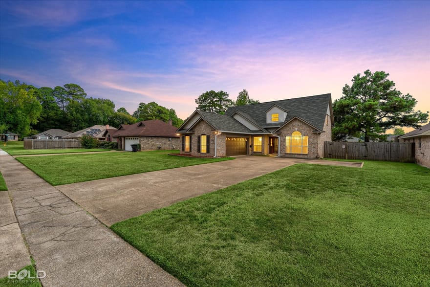 3507 Woodleaf Drive, Shreveport, Louisiana
