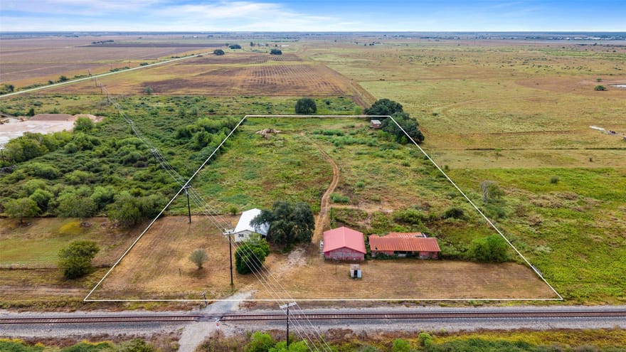 1625 Us Highway 59, Edna, Texas