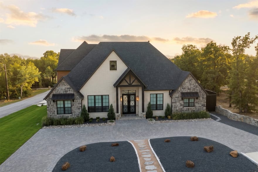 1134 Blackwood Drive, Keller, Texas