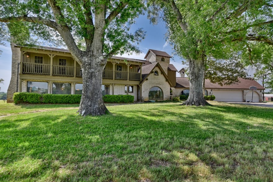 2575 Old Mill Creek Road, Brenham, Texas