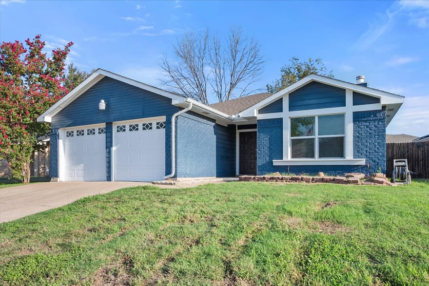 411 Lantana Drive, Arlington, Texas