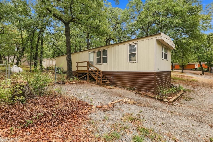 512 Mill Creek Resort Road, Pottsboro, Texas
