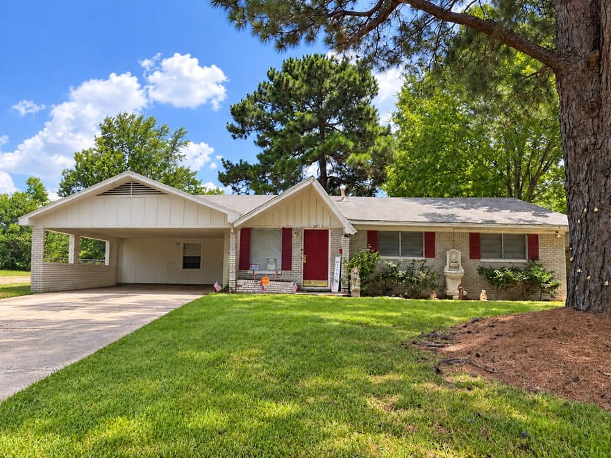 9047 Sara Lane, Shreveport, Louisiana