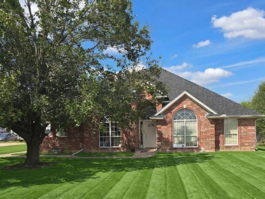 17398 W Farm Road 1567, Lone Oak, Texas