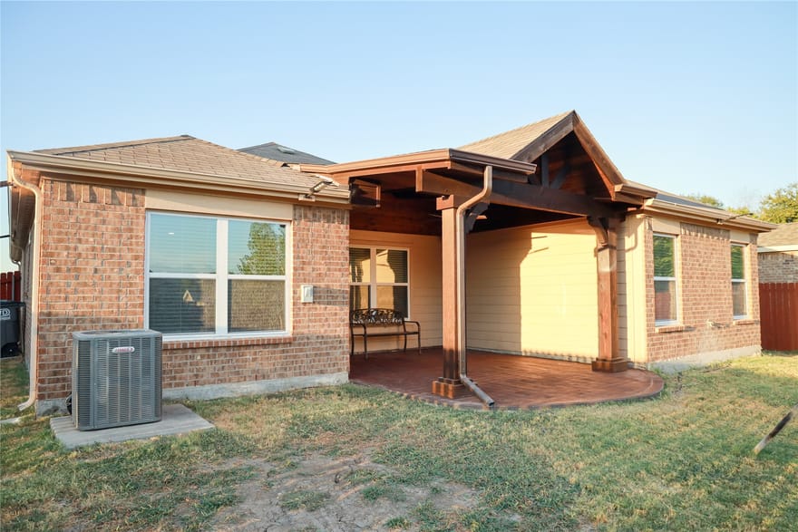 1427 Englemann Drive, Princeton, Texas