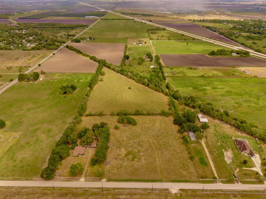 6611 Foerster School Road, Needville, Texas
