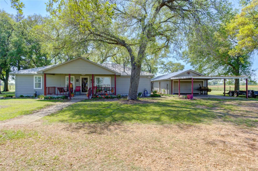 36239 Cochran Road, Waller, Texas