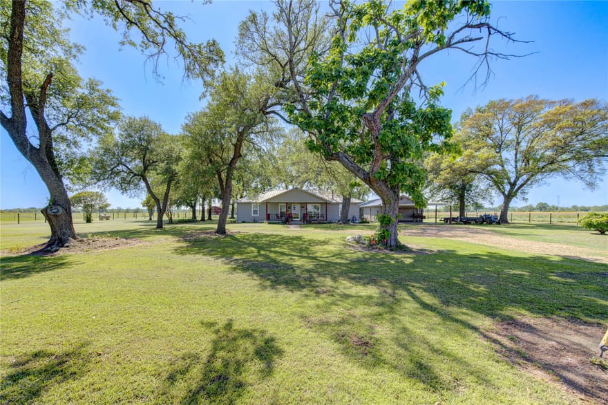 36239 Cochran Road, Waller, Texas