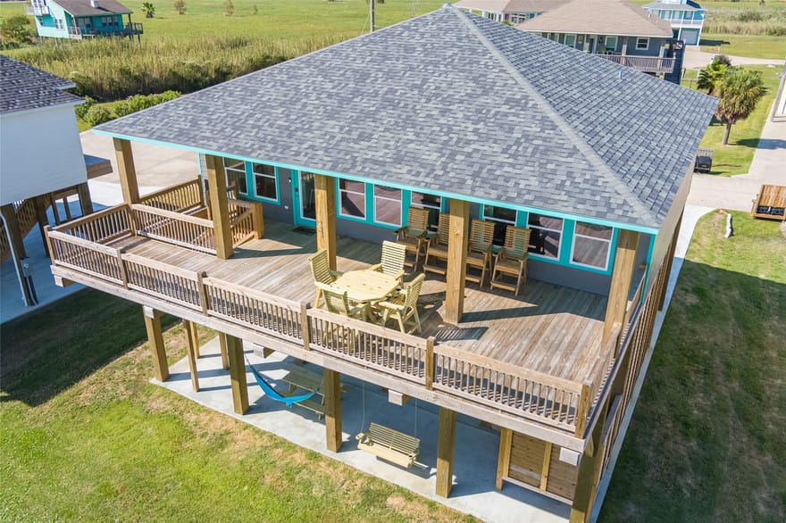4406 Whaler Lane, Crystal Beach, Texas