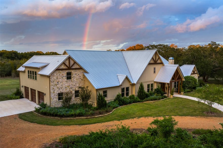 2130 Hartfield Road, Round Top, Texas