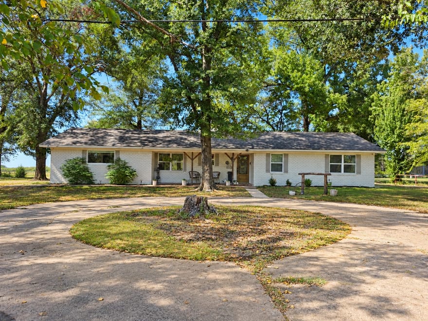 1426 Farm Road 2560, Sulphur Springs, Texas