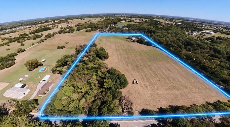 242 Oak Hill Road, Van Alstyne, Texas