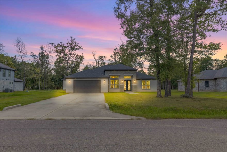 798 Road 6609, Dayton, Texas