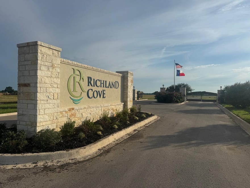 98 Sunset Blvd, Corsicana, Texas